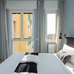 New Two-Room Apartment A Stone\'S Throw From The M3 Metro