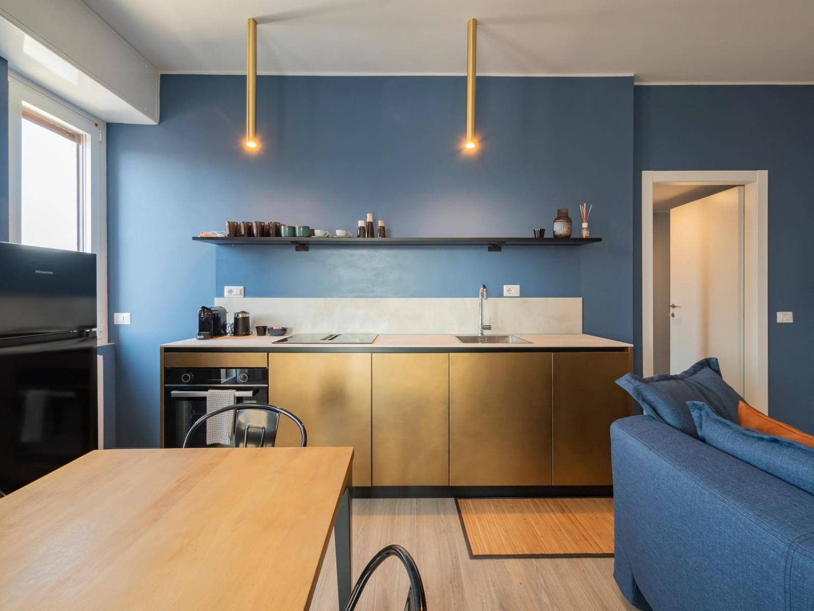 New Two-room A Stone's Throw From The M3 Metro Apartment *