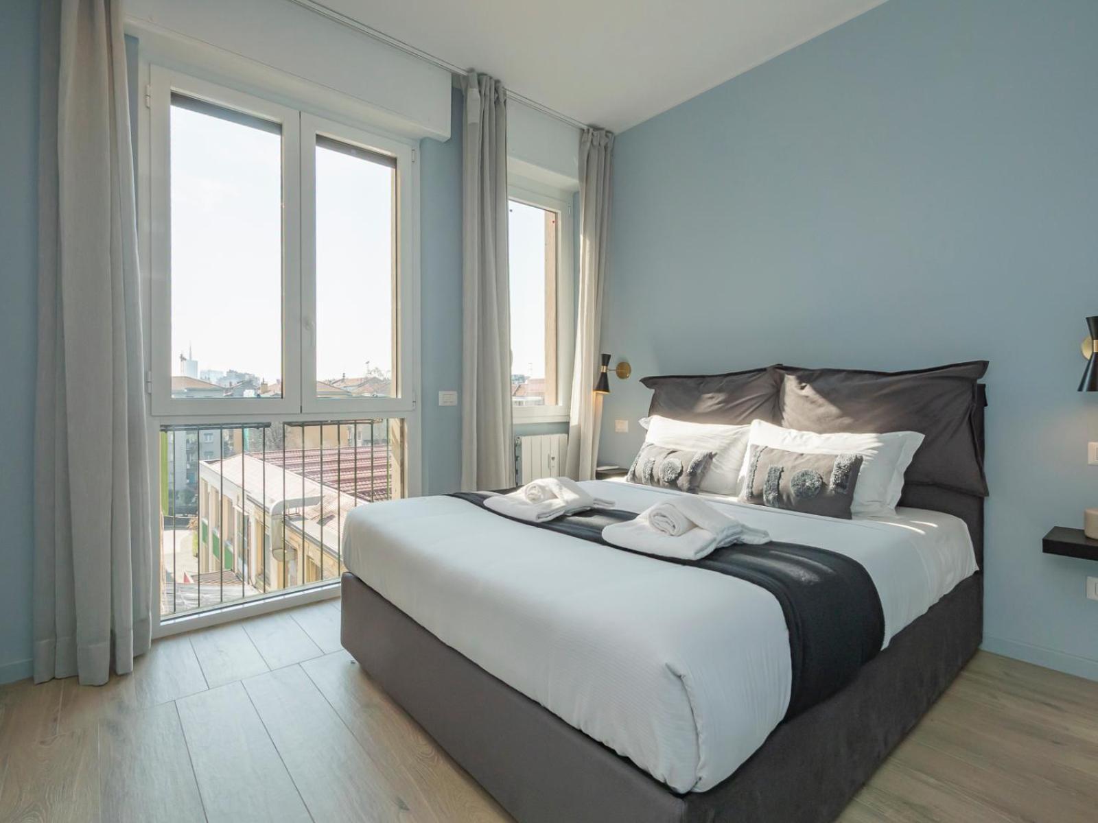 New Two-room A Stone's Throw From The M3 Metro Apartment