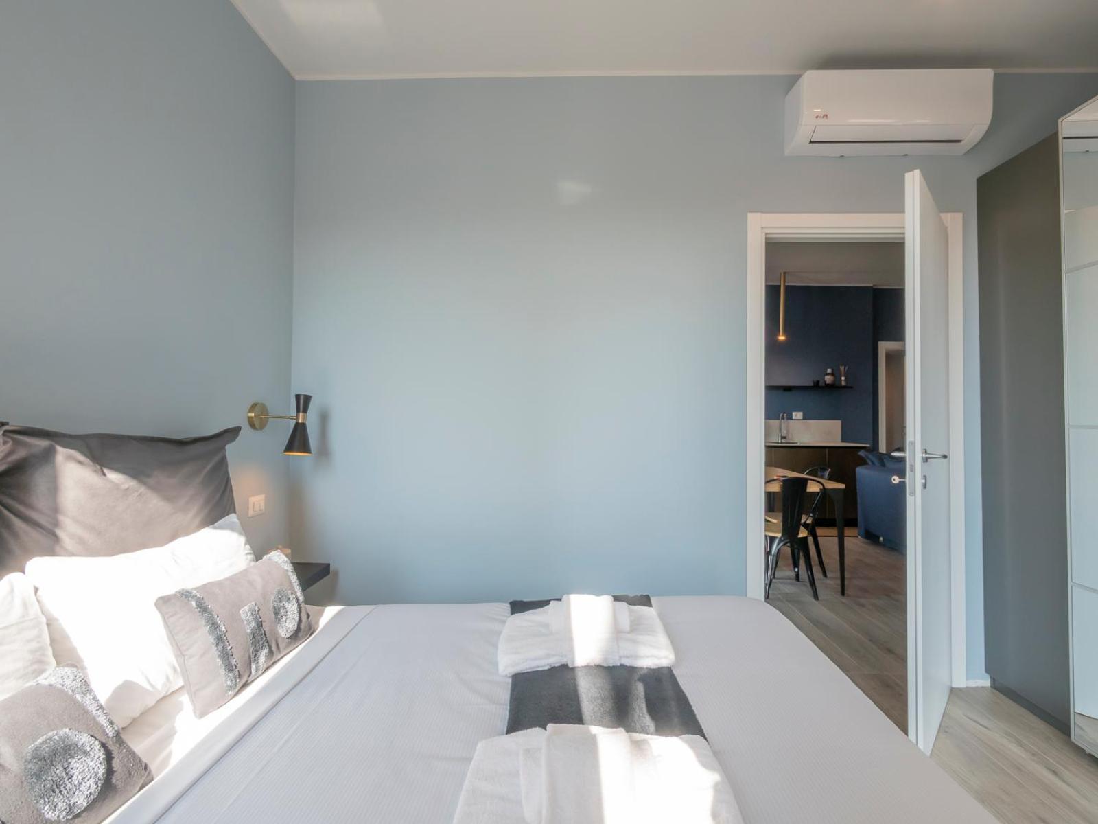 Apartment New Two-room A Stone's Throw From The M3 Metro Mailand